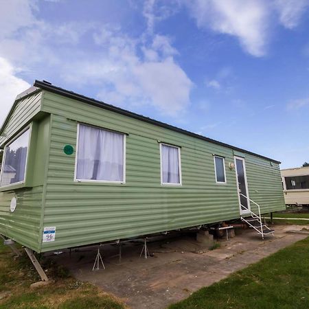 Great 8 Berth Caravan For Hire In Skegness Ref 33069F Eksteriør bilde