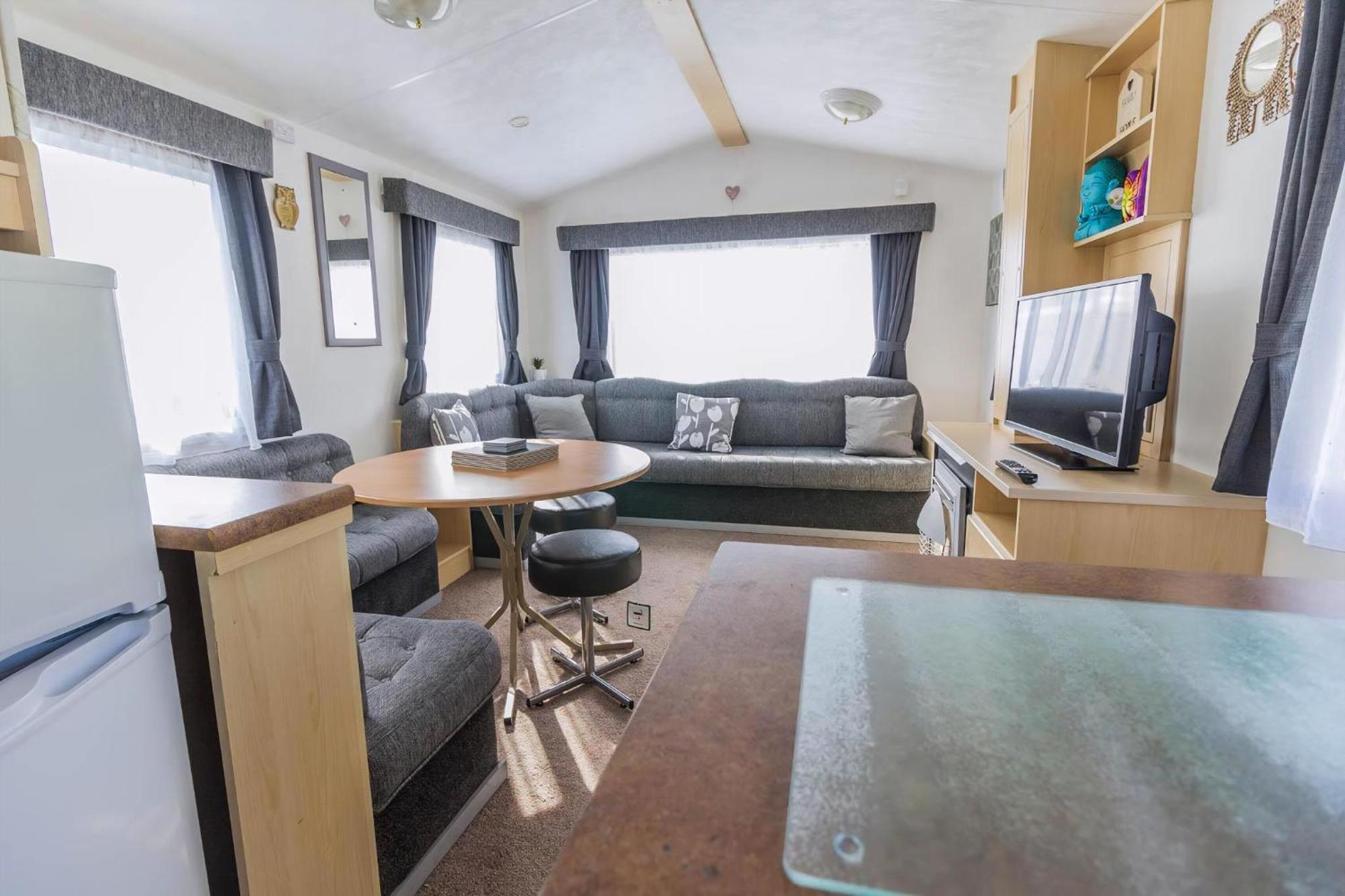 Great 8 Berth Caravan For Hire In Skegness Ref 33069F Eksteriør bilde